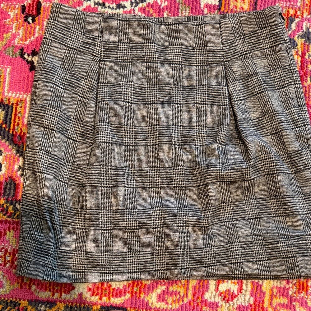 Banana Republic Black and grey Plaid Mini Skirt